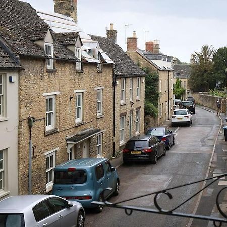 Spacious 1-Bed Apartment With Super King Or Twin In Central Charlbury, Cotswolds Exterior foto